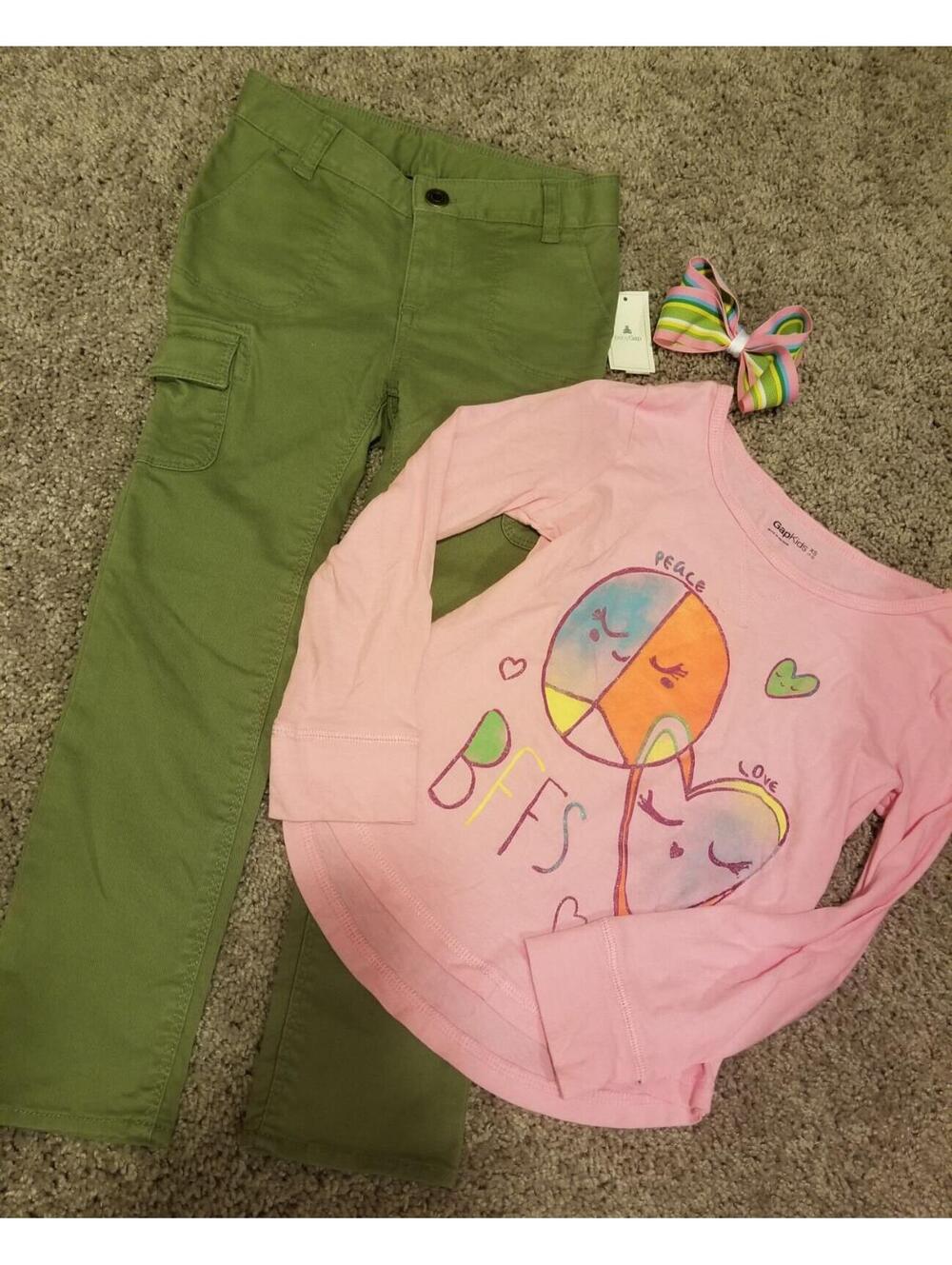 Gap Kids Cargo Pants Tee Shirt Bow Outfit sz 5 BFF